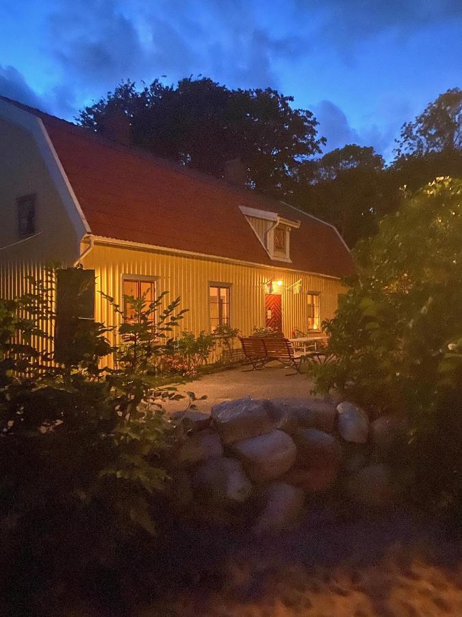 Hunnebostrands Vandrarhem Gammelgarden Екстер'єр фото